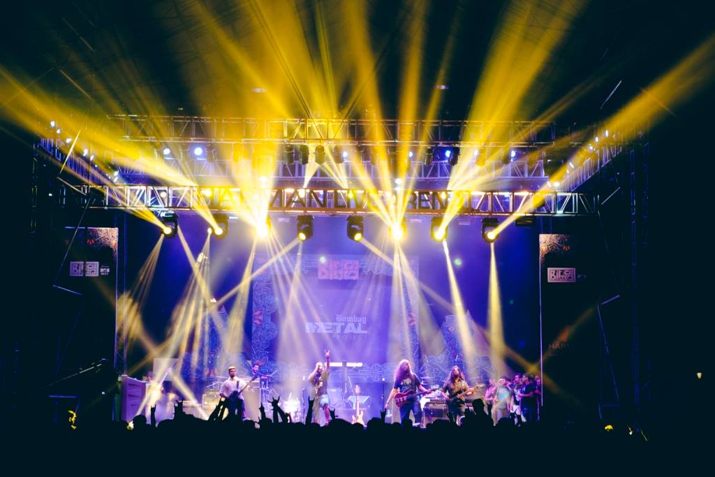 groundcontrolin's tweet photo. Ground Control X @BIG69India
Mumbai | 17.01.2015
〰️
Captured by Himanshu Rohila, Sagnik Karmakar, Swapnil Patil, Parizad D
〰️
#innovativeillumination
#festivals #touring #installation #lightingdesign #lighting #experiential #audiovisual #visuals #big69 https://t.co/qkmaFZGztq