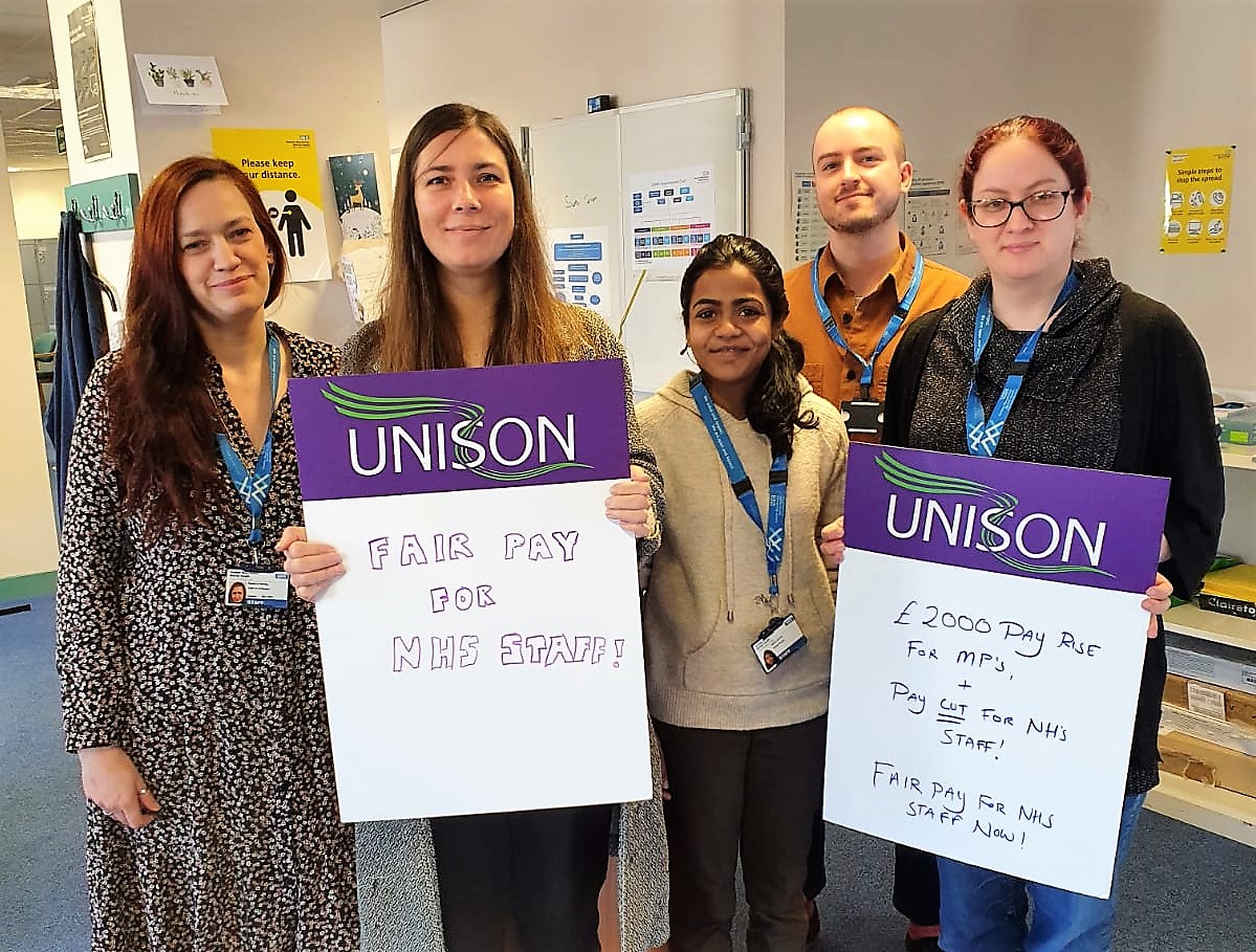 NorthWestUNISON's tweet photo. FAIR PAY FOR NHS STAFF NOW! 📣📣

UNISON members at Greater Manchester Mental Health NHS Foundation Trust were out in force last week calling for a decent pay rise for NHS workers. ✊✊

Sign the open letter to the Health Secretary now at https://t.co/EzwceiT2U0 https://t.co/uyHOpaIB97