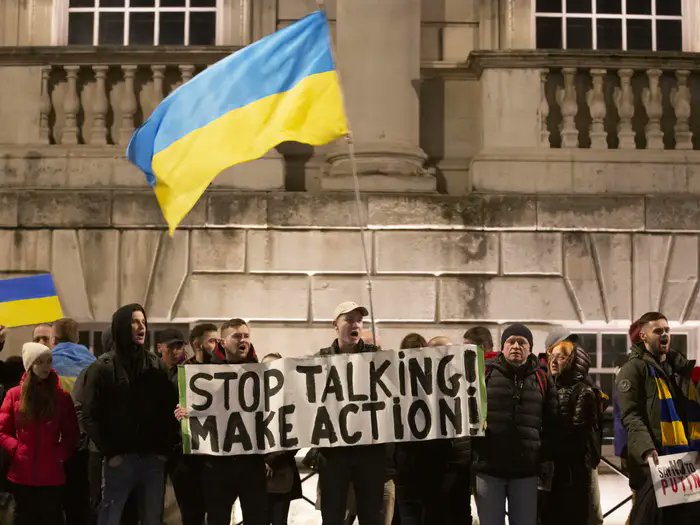 omenayaa's tweet photo. КАК ПОМОЧЬ УКРАИНЕ? / HOW TO HELP UKRAINE?  

Список благотворительных организаций, куда вы можете пожертвовать. 

 A list of charities to which you can donate. https://t.co/4HcNQ0lUQm