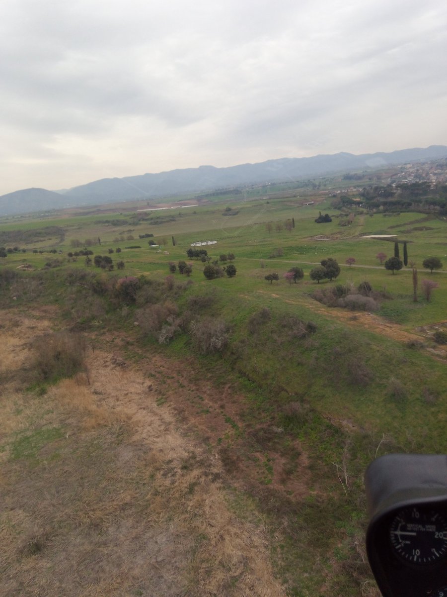 FabGiagnoni's tweet photo. IN #VOLO! XD

#Volere #Volare

#Elicottero #Helicopter #Elicotteriamo #ToFly #HelLicopter #FlyTogether https://t.co/dQ6Sf6nFIc