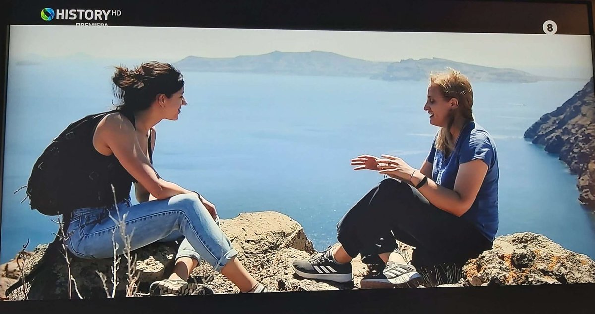 ProjectSantory's tweet image. In @COSMOTE docuseries “The bow of the Aegean” Assoc. Prof. Evi Nomikou and coordinator of @ProjectSantory along with researcher Ioanna Tsikoudi, walks us through the volcanic history of #Santorini and talks about Kolumbo – the most active submarine #volcano in the Mediterranean!