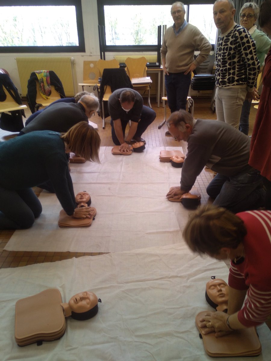 Formation sur les gestes qui sauvent gratuite grâce à Groupama
#lesgestesquisauvent #groupama 
#SDIS