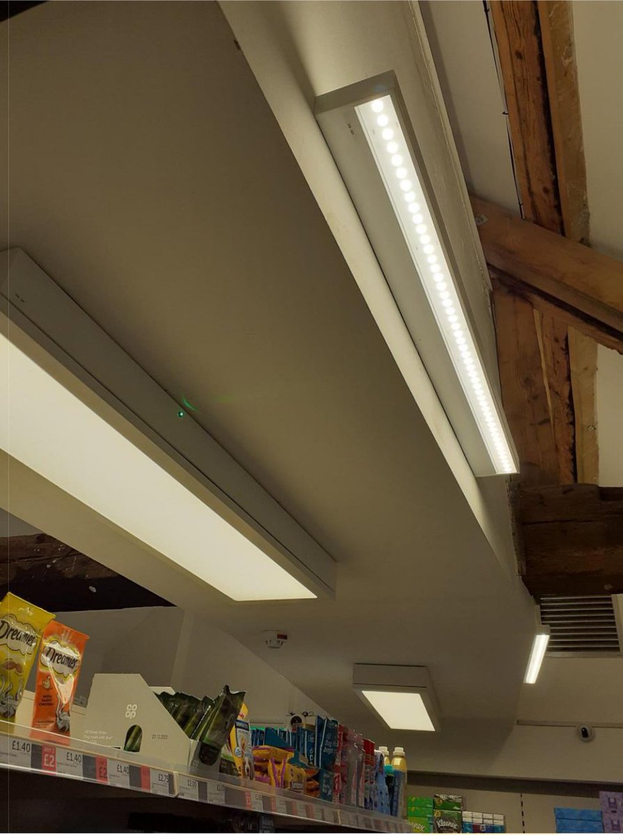 AzuraNetworks's tweet photo. Chipping Campden Midcounties Coop Food.
Full replacement of fluorescent lighting to Dextra LED lighting, Fridge installation &amp; RDM fridge monitoring system. #fridges #ledlighting #dextralighting #electrical #electricians #electricalcontractors #midcountiescoop https://t.co/6GL4IxbPQO
