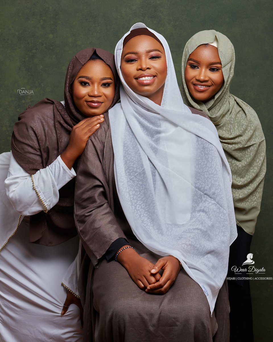 digaleecious's tweet photo. Let me (@weardigata) be your scarf plug especially for this Ramadan. 

Surprise your loved ones with these beautiful designs. 
Pick a scarf for just 40gh. 
Free delivery within Accra when you order &amp; pay on our website ( https://t.co/OOfcOiYj2S) 

Pls retweet 🙏 https://t.co/7D1bPcSS5M