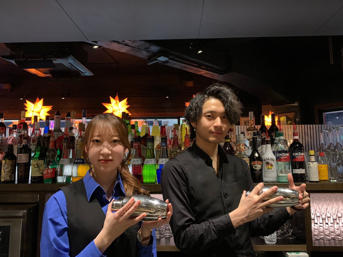 esb_eastone's tweet photo. ⭐️STAFF急募
一緒に楽しく働いてくれる仲間を
募集してます

＊お酒が好き
＊人と話すのが好き
＊バーで働いてみたい

そんなあなたを歓迎します😊
一緒にオシャレなBARで働いてみませんか？
気軽にDMください

https://t.co/qxFE9QcLcW

#スタッフ募集
#バイト
#アルバイト
#すすきの
＃シープバー https://t.co/LEinMgZicd