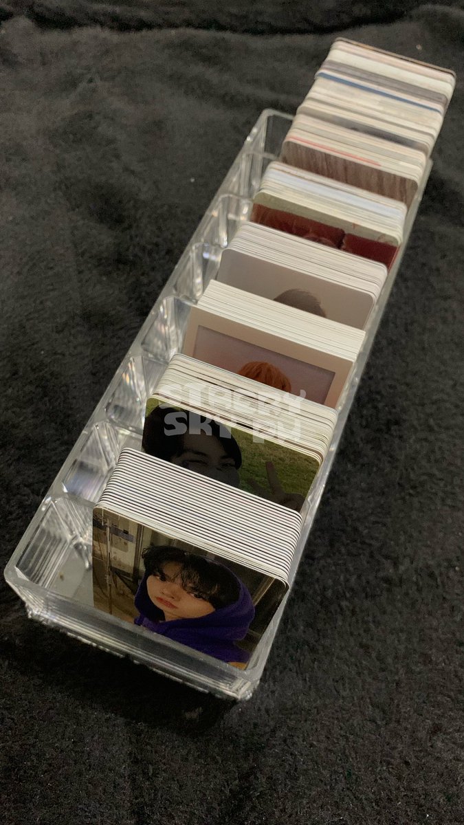 staeryskyph's tweet photo. hello pi … interest check! 🥹

buy our bentables na pi hehe 🫶🏻 really need to declutter onhand items na po ulit 😅 

retweets are highly appreciated! 🫰🏻 random retweet-er will receive an official en- photocard too! 💖 https://t.co/OFWI8XLFaV