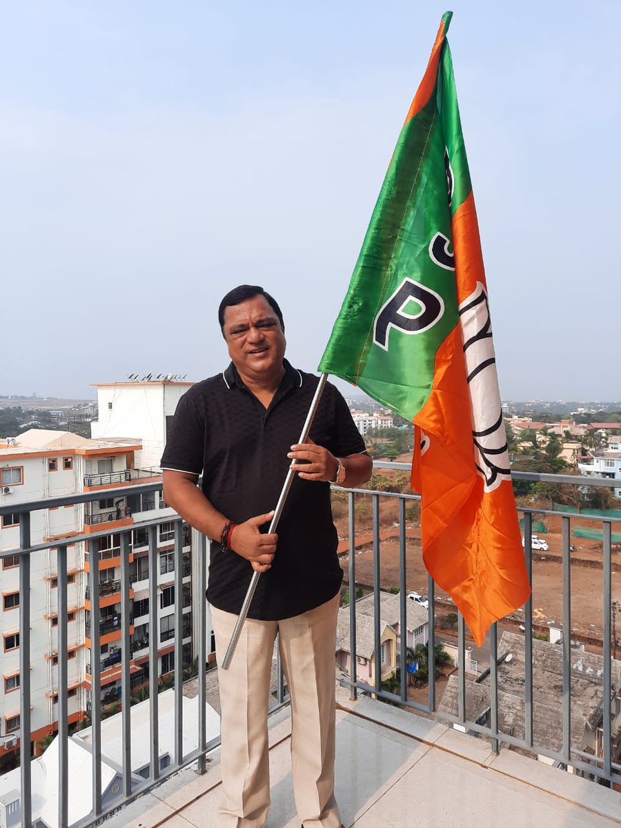 MauvinGodinho's tweet photo. Hoisted the #BJP Flag on the Occasion of the 42nd #FoundationDay of the world's largest #PoliticalOrganization, the @BJP4India, at my residence.

#42ndBJPFoundationDay #StapanaDiwas #BJPat42 #MauvinGodinho #DabolimFirst #BJP #YuvaMorchaDabolim #Dabolim #Goa https://t.co/unh8mxN5Co