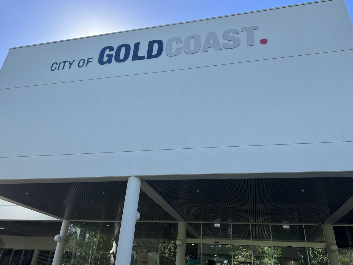 Great day today at the Gold Coast, speaking with the team to continue our #lessons review of response by the City for the recent rainfall and flooding event. True teamwork and having each others backs! #resilience #disastermanagement #disasterrecovery #emergencymanagement