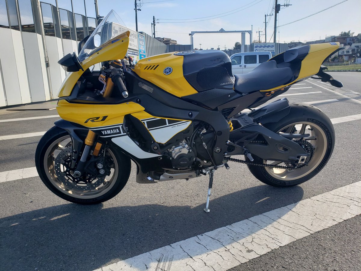 yzf_r1rn24j's tweet photo. 着色味がなくなった😅
まだ着けてる人が少ないであろうmaxicarbonのタンクカバー
#maxicarbon https://t.co/2SYxiJMi2l