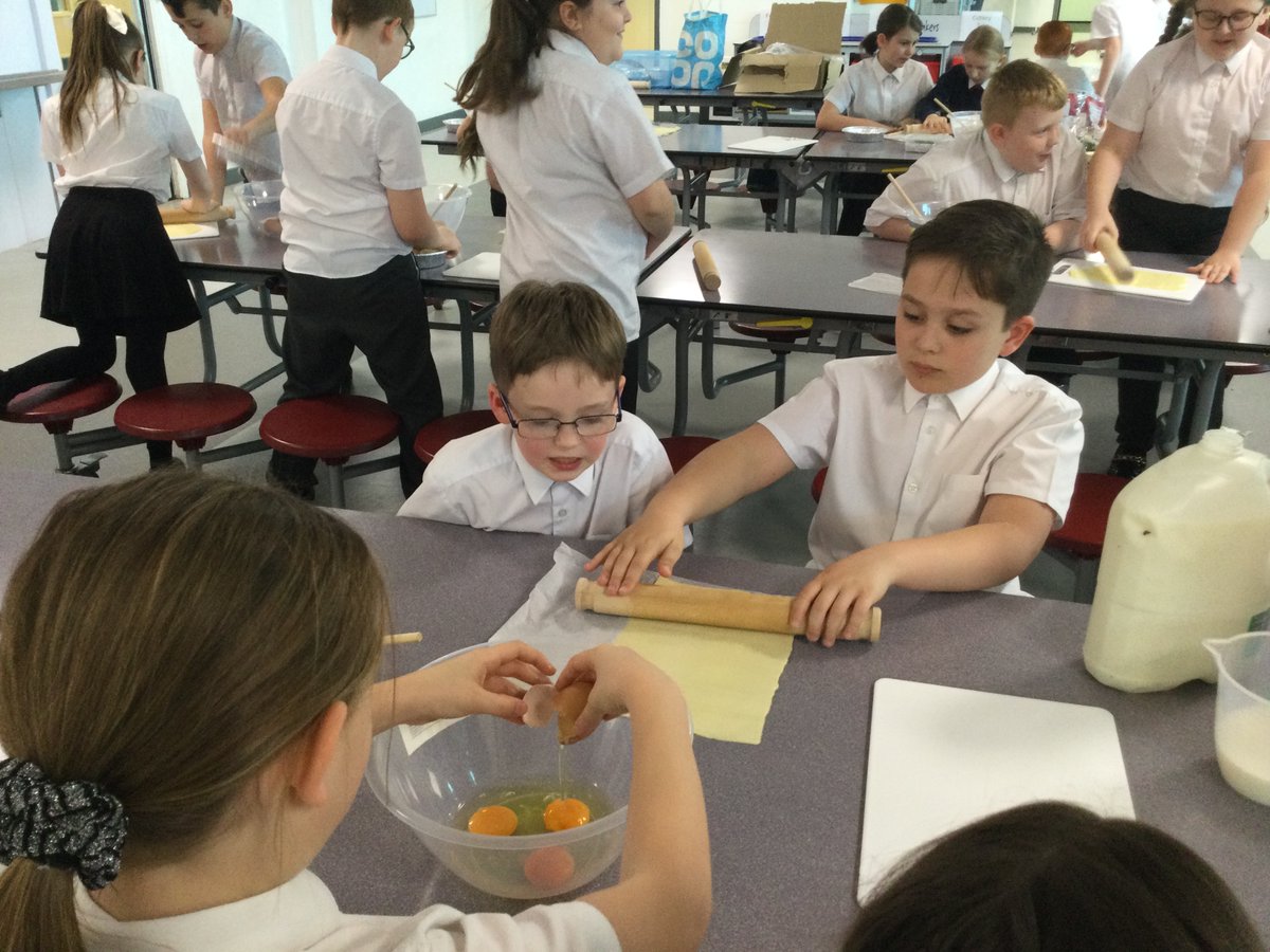 Y5SR tweet media