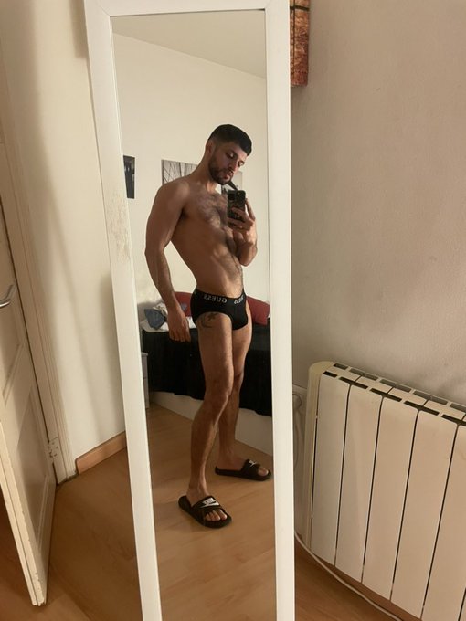 2 pic. ? buenos dias ? https://t.co/xoKtHZzSIp
