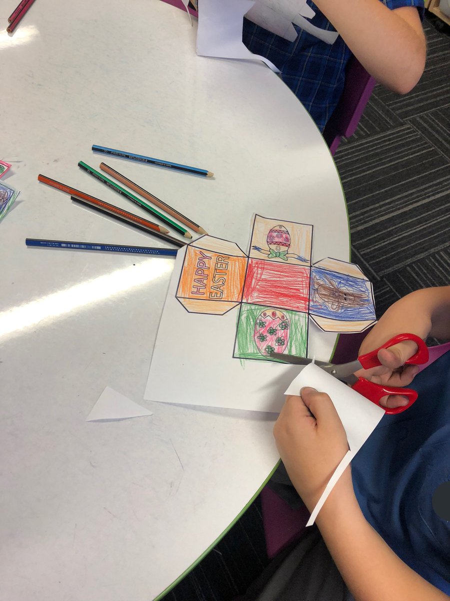 IveliRachel's tweet photo. Year 1 made some little Easter baskets today, so that the Easter Bunny can deliver gifts over the holidays. They were very excited!! Our fine motor skills also got a workout…🐣🐇 #acuedu_p https://t.co/X8396xq5Qj