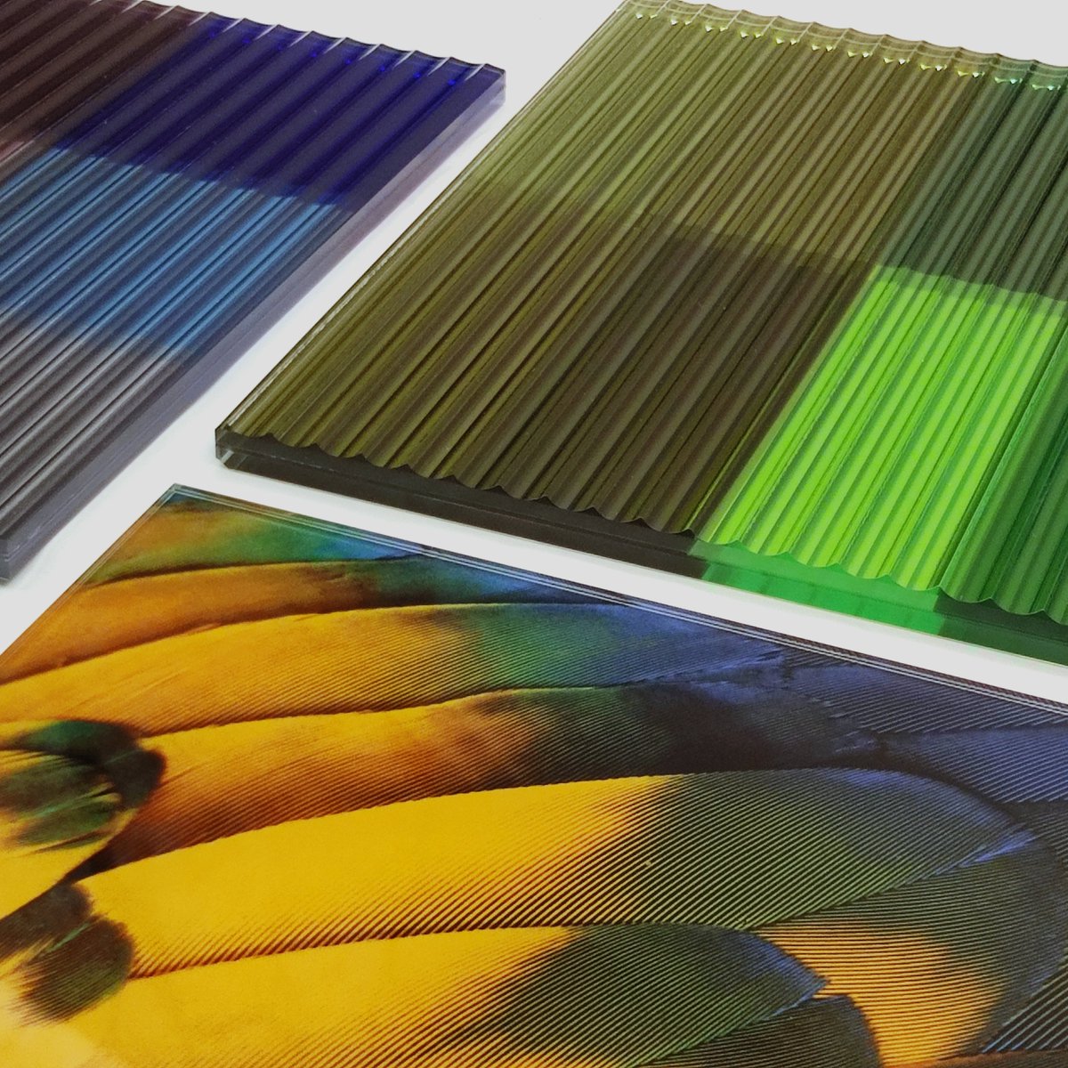 DdgGlass's tweet photo. What a fun idea to add some #palettes into the interiors, which creating different #ambience either #neon #retro, #refreshing, calming or etc.  

You Imagine, We Develop. 

#ddgglass #interiordesign #architectural #decorativeglass #laminatedglass https://t.co/8m5jaja2P0