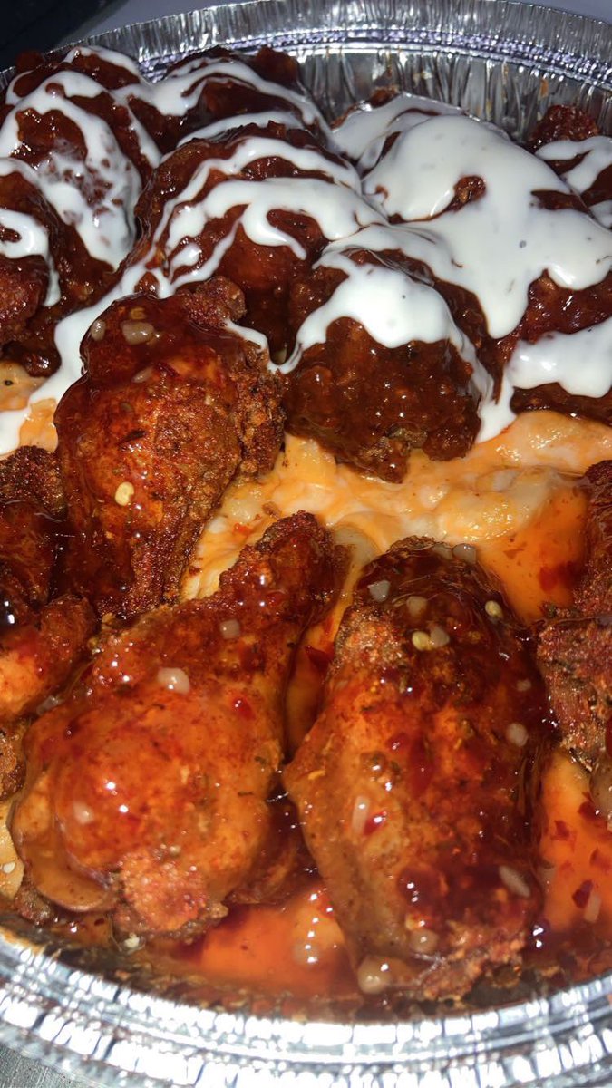 mskkitchen1's tweet photo. TR Platter (ask for it by name)🍴 #mskkitchen #soulfood #comfortfood #Brampton #Toronto #Mississauga https://t.co/LDp0iQcl6q