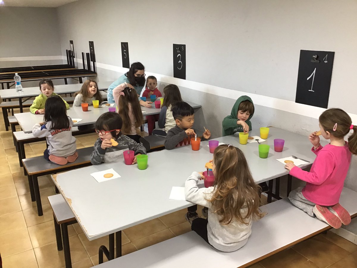 P_Montal_inf's tweet photo. Egunon!! Después de recuperar, a desayunar!! https://t.co/r9NGbk4xeq