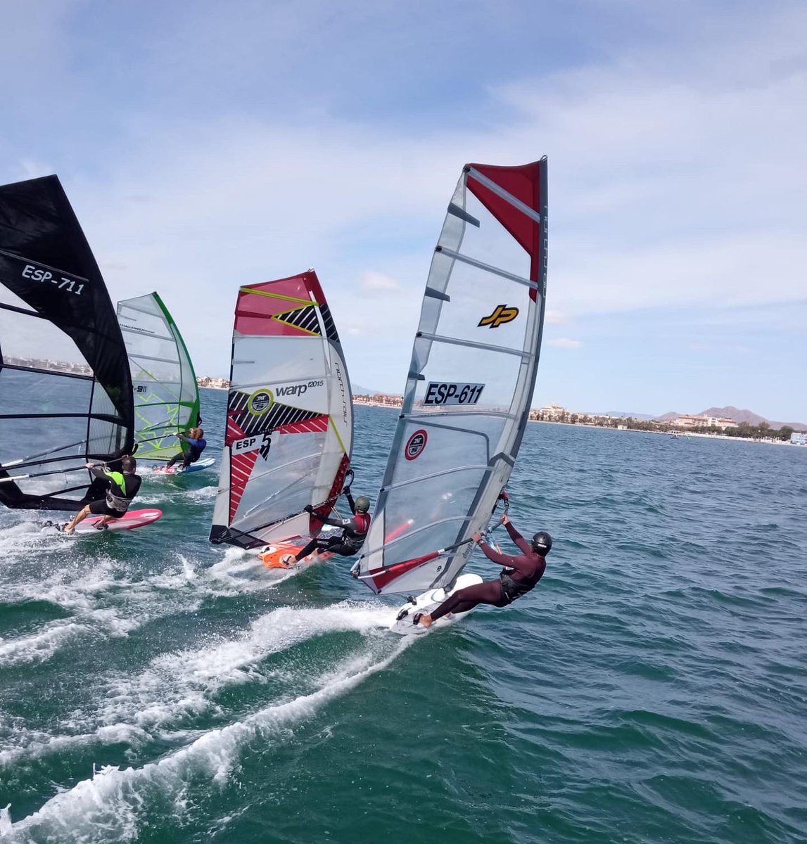 Torresportscity's tweet photo. #Funboard🏄‍♂️

🥈ILYA STEPANOV SUBCAMPEÓN JUVENIL Y 7°ABSOLUTO  DE LA 1ª ETAPA DEL CAMPEONATO DE ESPAÑA FUNBOARD AEF
 
https://t.co/l9108V3gmS https://t.co/r3ni9dAF53