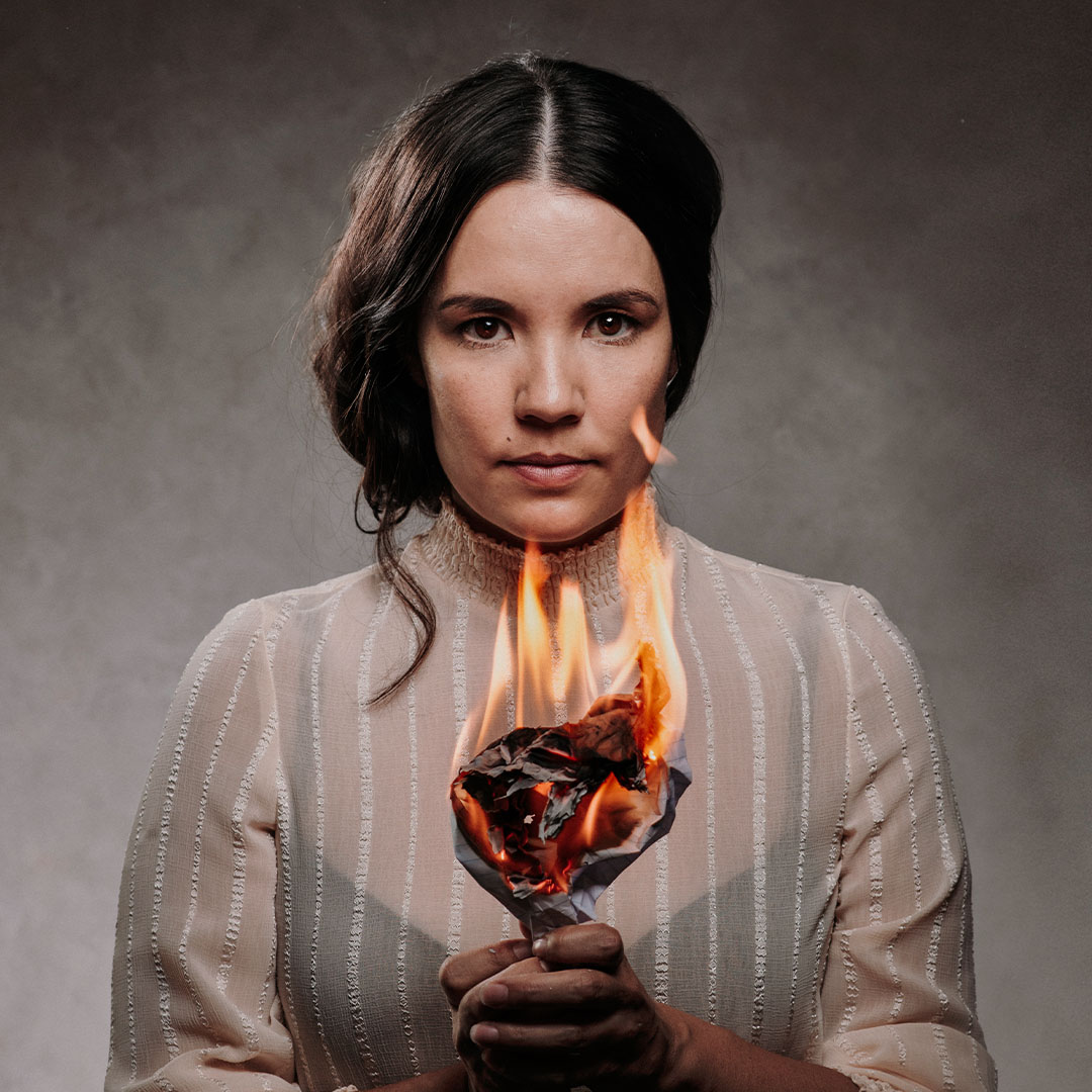 sec_nowra's tweet photo. Charlotte Brontë’s iconic gothic tale, boldly adapted for the stage by critically-acclaimed @shakeandstir theatre co. 
🔥 JANE EYRE 
📅 7 - 8 May
👉 https://t.co/atKKItRGHr
#theatre #nowra #shoalhaven https://t.co/JemlVy8xnu