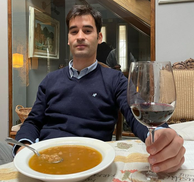 Doctorez_'s tweet photo. que pensarán Lewandowski y compañía cuando se crucen a este tío en el campo? https://t.co/JvQdgpoAIQ