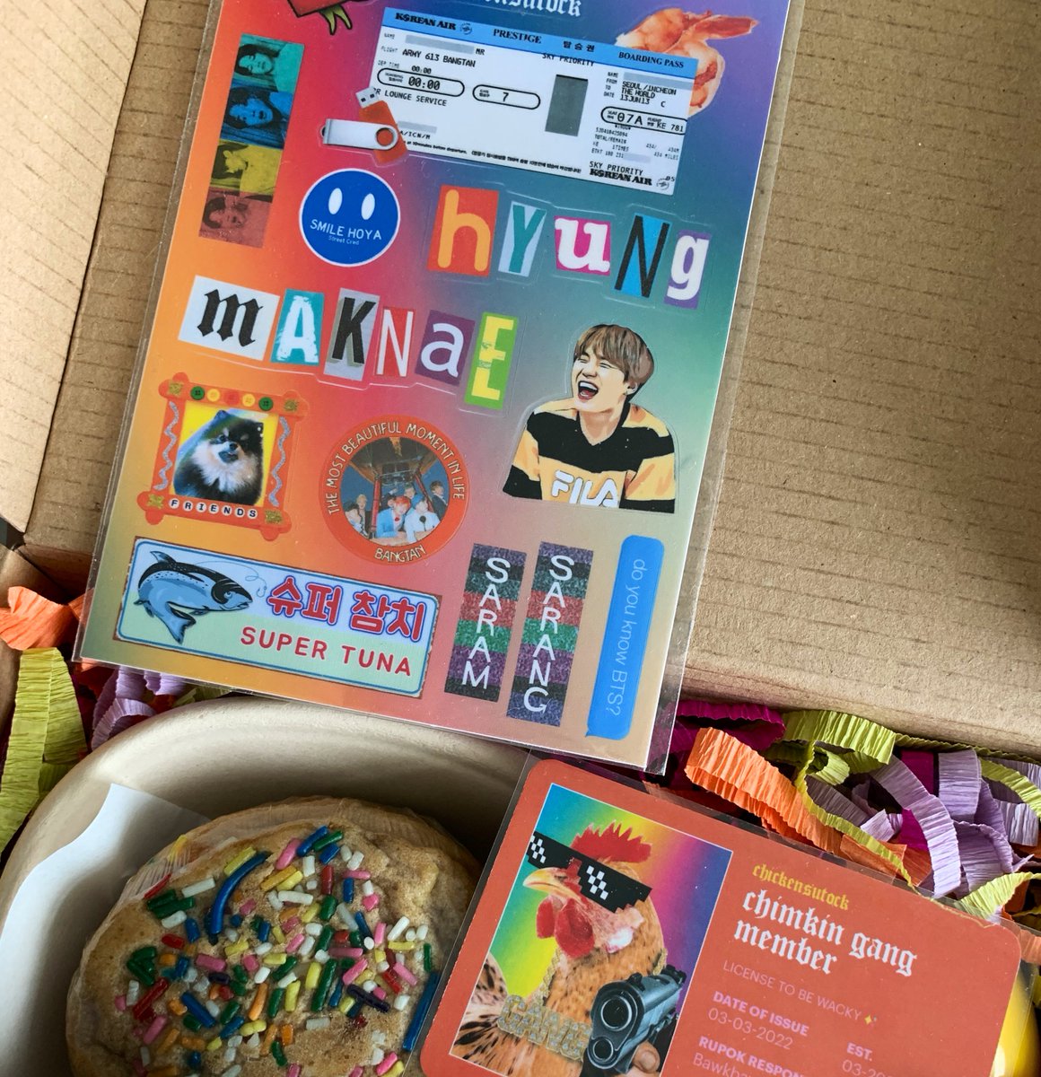<a href="/chickensutock/">chickensutock 🤡🐓</a> <a href="/knittingnookph/">Knitting Nook PH 🧶</a> and <a href="/heartcoreph/">HEARTCORE</a> came bearing gifts today!!! happy that i get to celebrate <a href="/chickensutock/">chickensutock 🤡🐓</a>'s 1st year all the way from cebu 🤗

p.s. cookie of the day's cookies are alive and well and so freaking good!!!! chef's kiss 🫶🏼