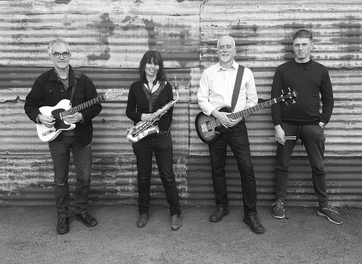 TheSecretNotes1's tweet image. First gigs and festivals approaching for our new line-up #thesecretnotes