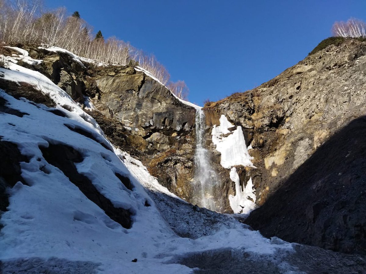 gijojoseph1982's tweet photo. #TouristParadise  #NatureTourisam #AdventureTime #Tulail #Baraub Places to travel by compass and not by clock #NaturePhotography #NatureCalls @tourismgoi @JandKTourism @PIBSrinagar @ddnews_jammu @GreaterKashmir @RajuBis56851755 @IncorrigIible @OfficeOfLGJandK @dicbandipora https://t.co/4hEOkEUHmO