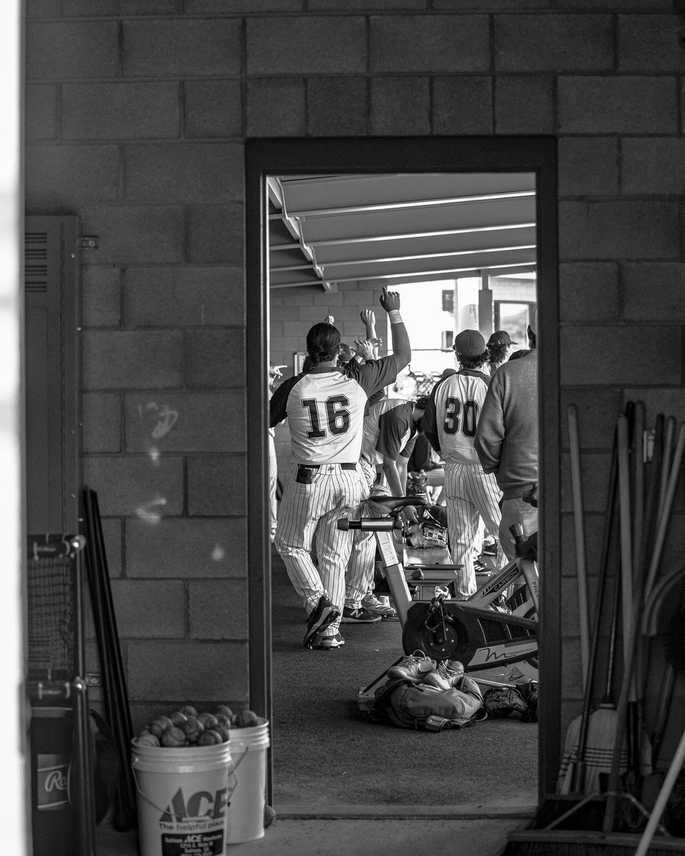 HartnellAthletc's tweet photo. - Baseball -
โ โ โ โ โ โ โ โ โ โ โ โ
A WIN for our panthers today. With a score of 9-7 they successfully defeated De Anza โพ๏ธ โ โ โ โ โ โ โ โ โ โ โ โ โ โ โ โ โ โ โ โ โ โ
Next Up ๐ MPC (Home Game)
.
|| #HartnellAthletics #HartnellSports #HartnellAthletes #HartnellBaseball https://t.co/m9JvPtMoDm