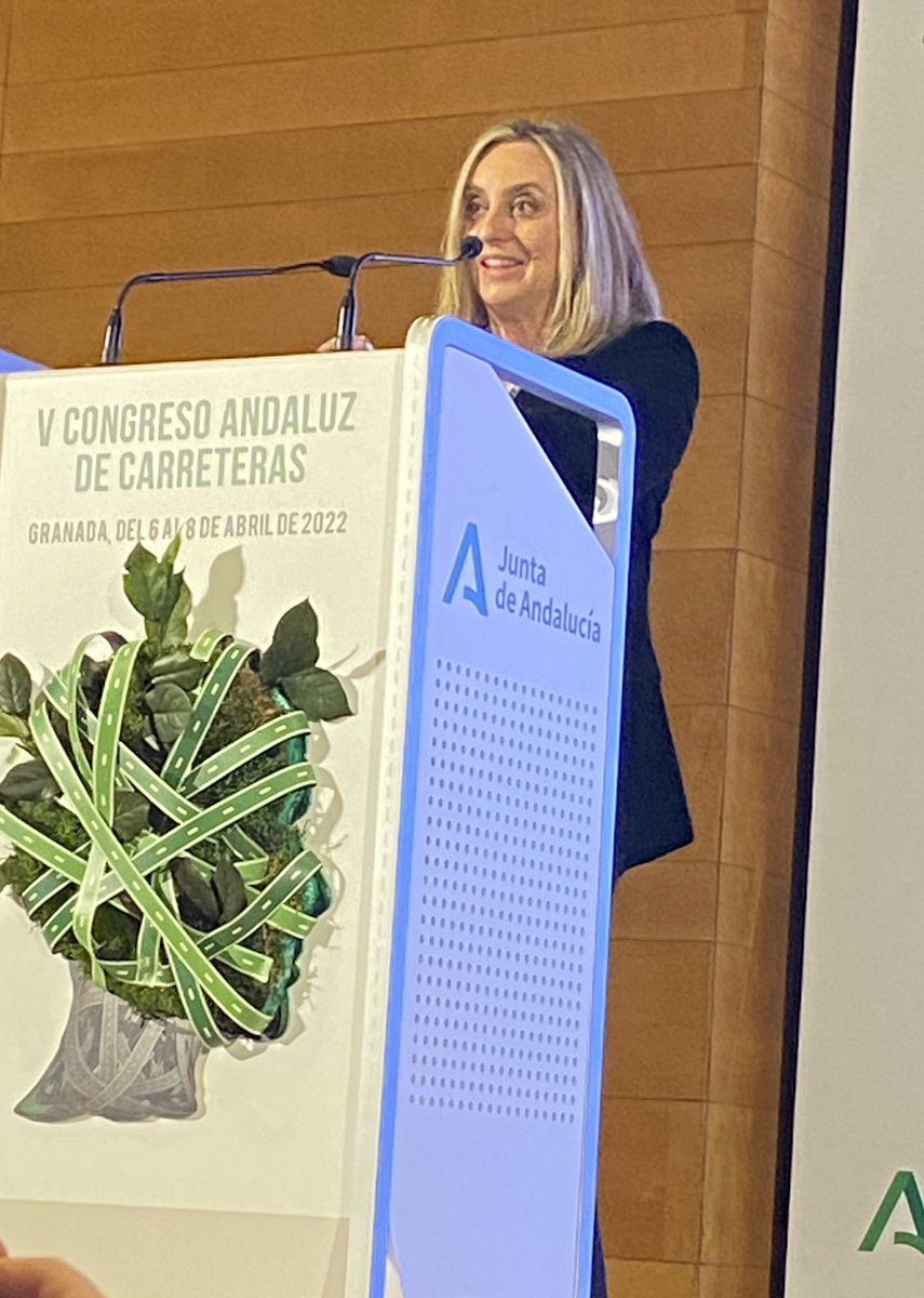 InmaculadaHR's tweet photo. Comienza el V Congreso Andaluz de Carreteras:
“Hacia la próxima generación de C@rreteras”
Inaugura nuestra Consejera de Fomento @FomentoAND de la Junta de Andalucía, @marifrangr 

#Selloverde
#CarreterasSeguras 
#MovilidadSostenible
#CarreteraConectada 
#CAC2022 https://t.co/LLeSpOYRVc