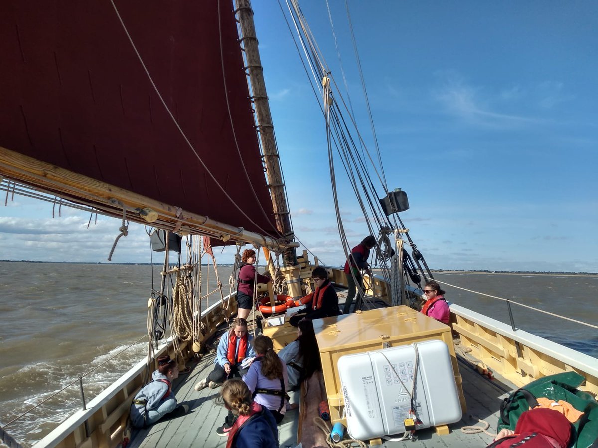 NatHistShips's tweet photo. 1/ Based at Harker’s Yard, #Brightlingsea @PioneerSailing is committed to providing learning opportunities for young people that will equip them with skills for life, both at sea &amp; on land #ShipshapeNetwork #HubLaunch #Essex #sailtraining #sailing #maritimeheritage #historicships https://t.co/IoqVzHHPgH