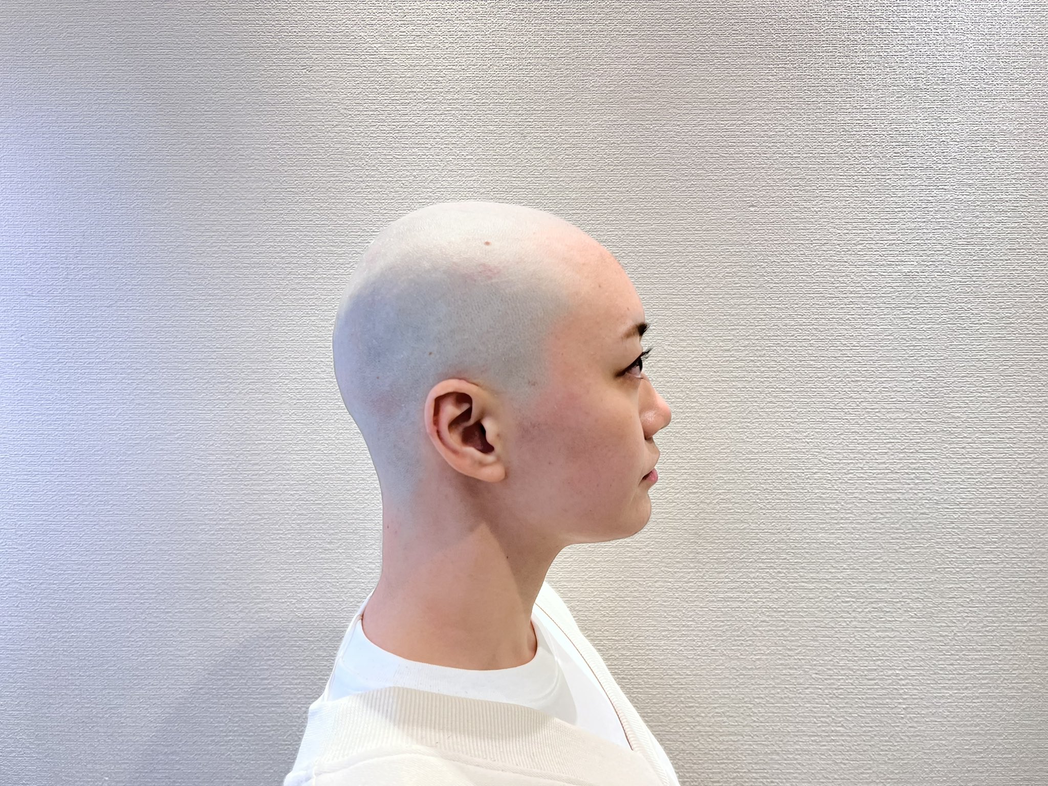 ばしし 撮影カットモデル様募集中 都内 カット代無料 モデル代お支払い ヘアドネーション対応 坊主 スキンヘッドモデル様募集中です 女性限定になります 一生に一度坊主やスキンヘッドにされたい女性は意外と多いです カット代無料 モデル代お支払い