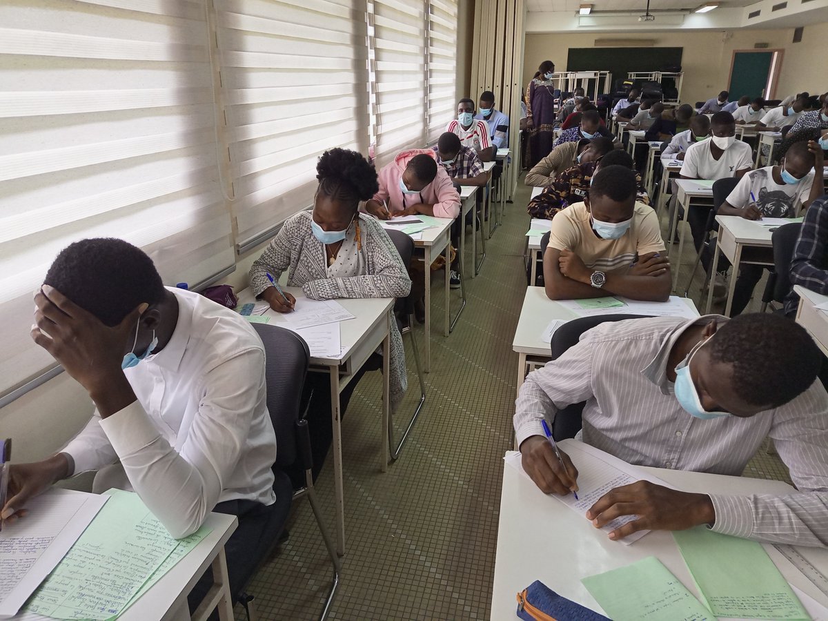 EnseaO's tweet photo. Pour le jour #2, les candidats aux Concours ISE session 2022 de l'@EnseaO composent ce mercredi 6 avril 2022 en @Economie et @Maths dans les 2 centres de @Côte d'Ivoire.
#CAPESA
@ace_partner https://t.co/8Hc2cuUCsZ