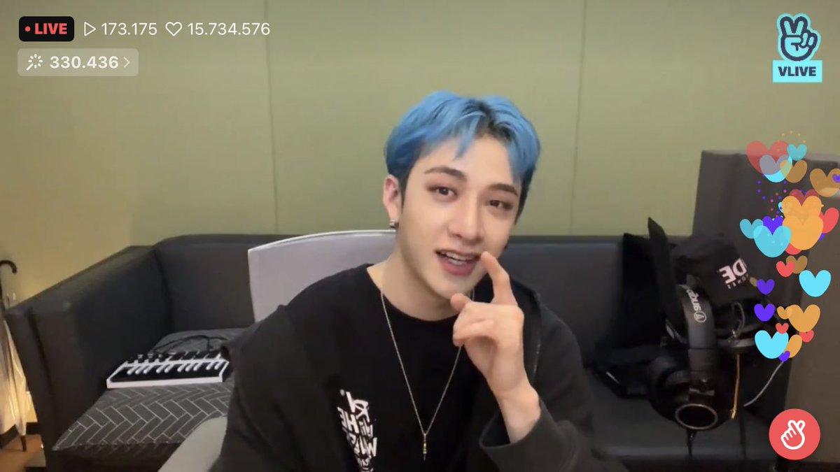 KILLTHATRYO's tweet photo. Ho certe priorità e Chan è una di queste, alla scuola ci penserò più tardi❤️‍🩹

#StrayKids #CHAN #stay https://t.co/AWuqfKDVnl