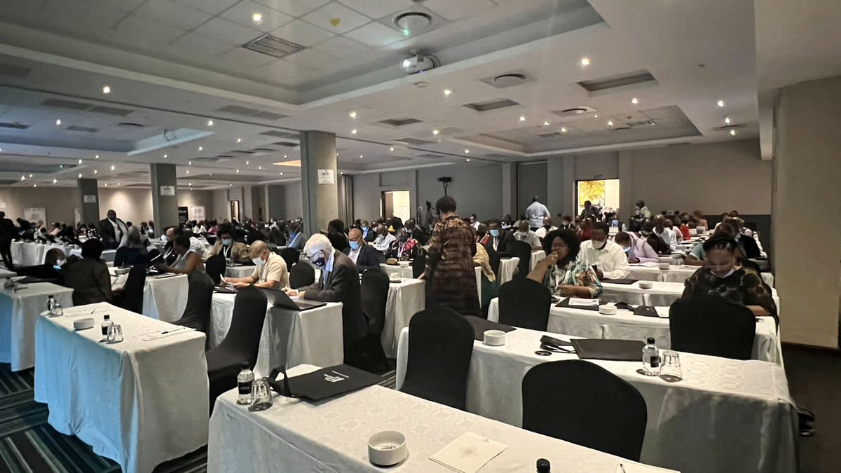 ReginahMhaule's tweet photo. This morning, I opened the Sector District Conference under the theme: Recalibrating the Education Reform Lens’. This also seeks to review the functioning and support of our 75 educational districts post-Covid #buildingbackbettertogether #EducationForAll @DBE_SA @The_NECT https://t.co/tCaTSCsLuu
