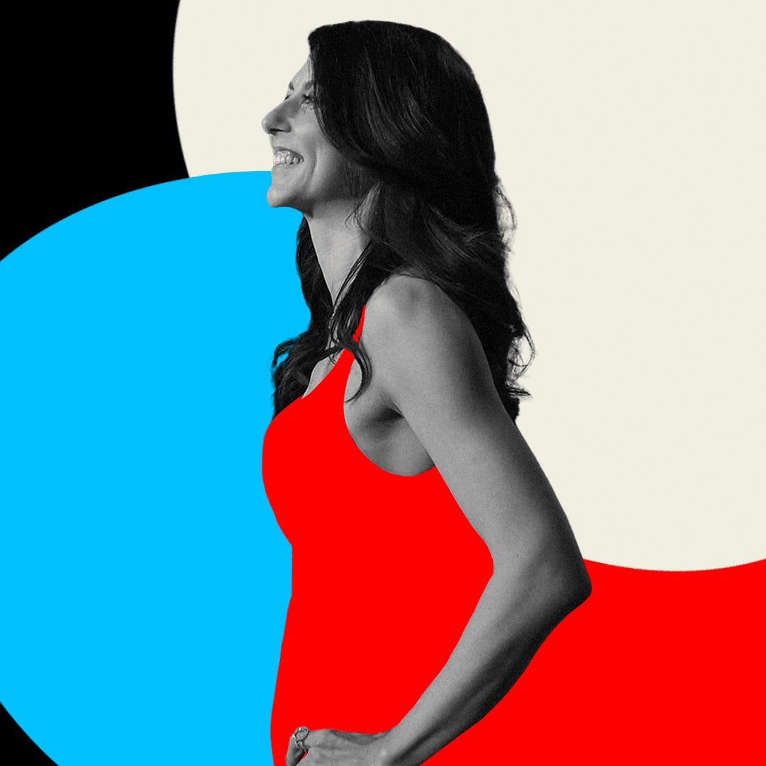 Mackenzie Scott has been giving away billions of dollars, but still remains one of the richest women in the world. trib.al/KCyztfw