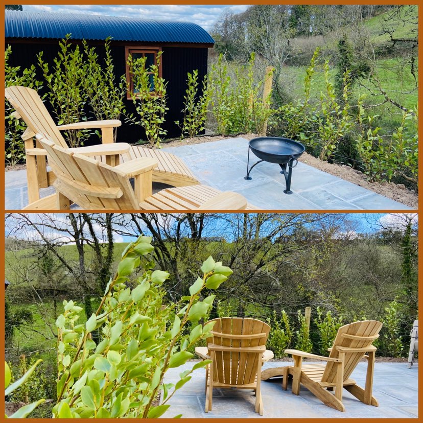 Dittisham Hideaway have a #specialoffer of £750 for 3 nights in one of their fantastic #shepherdhuts for either of the #Maybankholiday #weekends. Take your #dog for an additional £50! #dittisham #staycation #southdevon @visitsouthdevon @discoverdart #devon #luxury #Glamping