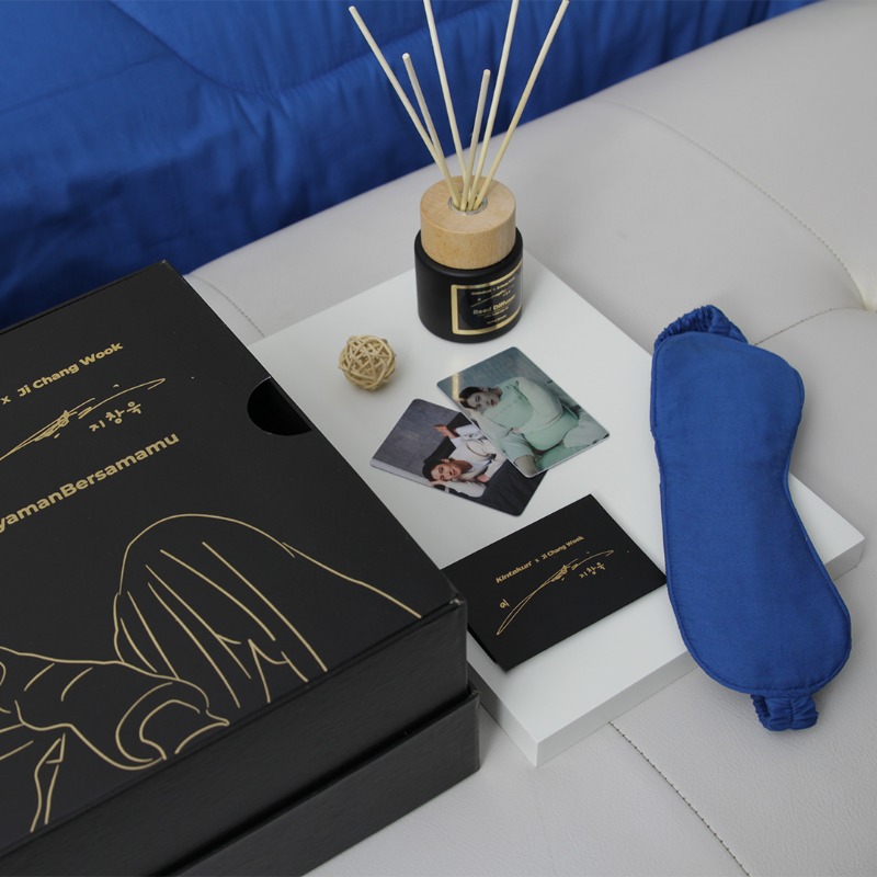 Kintakun_ID's tweet photo. WAJIB BANGET DIKOLEKSI NIH 👀 Paket Special Edition Kintakun x Ji Chang Wook, paket komplit buat kamu yang mau kamarnya jadi estetik ala Korea! Beli sprei 100% Korean Cotton FREE Exclusive Photocard Ji Chang Wook dan masih banyak lagi! Beli sekarang di Tokopedia 😍