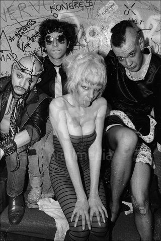 HighRiseHero's tweet photo. #WendyOWilliamsRIP #OTD1998 https://t.co/LOn6PDVDB8