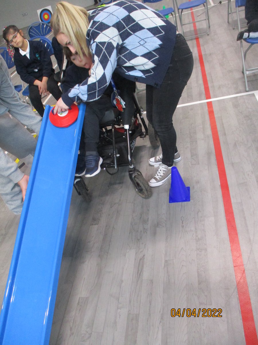 Sherbournetweet's tweet photo. On Monday Purple Class enjoyed a great trip out to an IDSDP Festival ran by @SENDactive . We had lots of fun playing parachute games, taking part in archery and doing some Kurling. https://t.co/b9fBIBZc6z