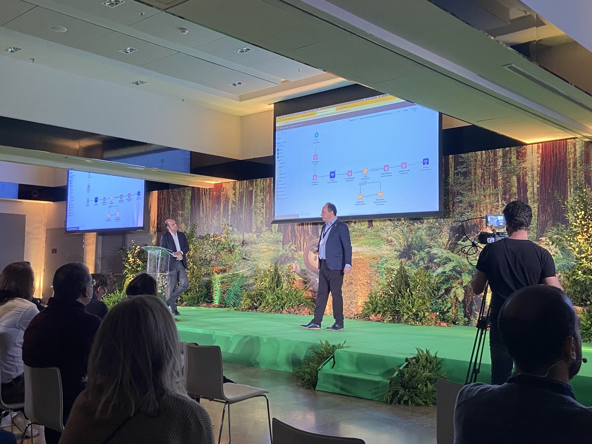 PedroPMerino's tweet photo. Estamos en el evento #Shopperfirst de @SalesforceES para conocer las últimas novedades y ejemplos de su trabajo con grandes clientes https://t.co/iPx5WVWSbb