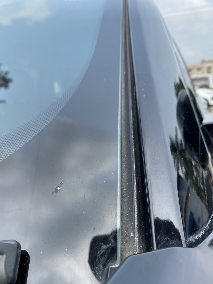 draxbyday's tweet photo. @TataMotors I came to Rangeet autos Siliguri for servicing. At 12.45 I was told that the veh is ready. On checking it turns out the service exec hadn’t even seen the veh before delivery. Major overhauling of the service system is required! It is now 14.20. Veh still not ready!! https://t.co/QxQQm4s9OP