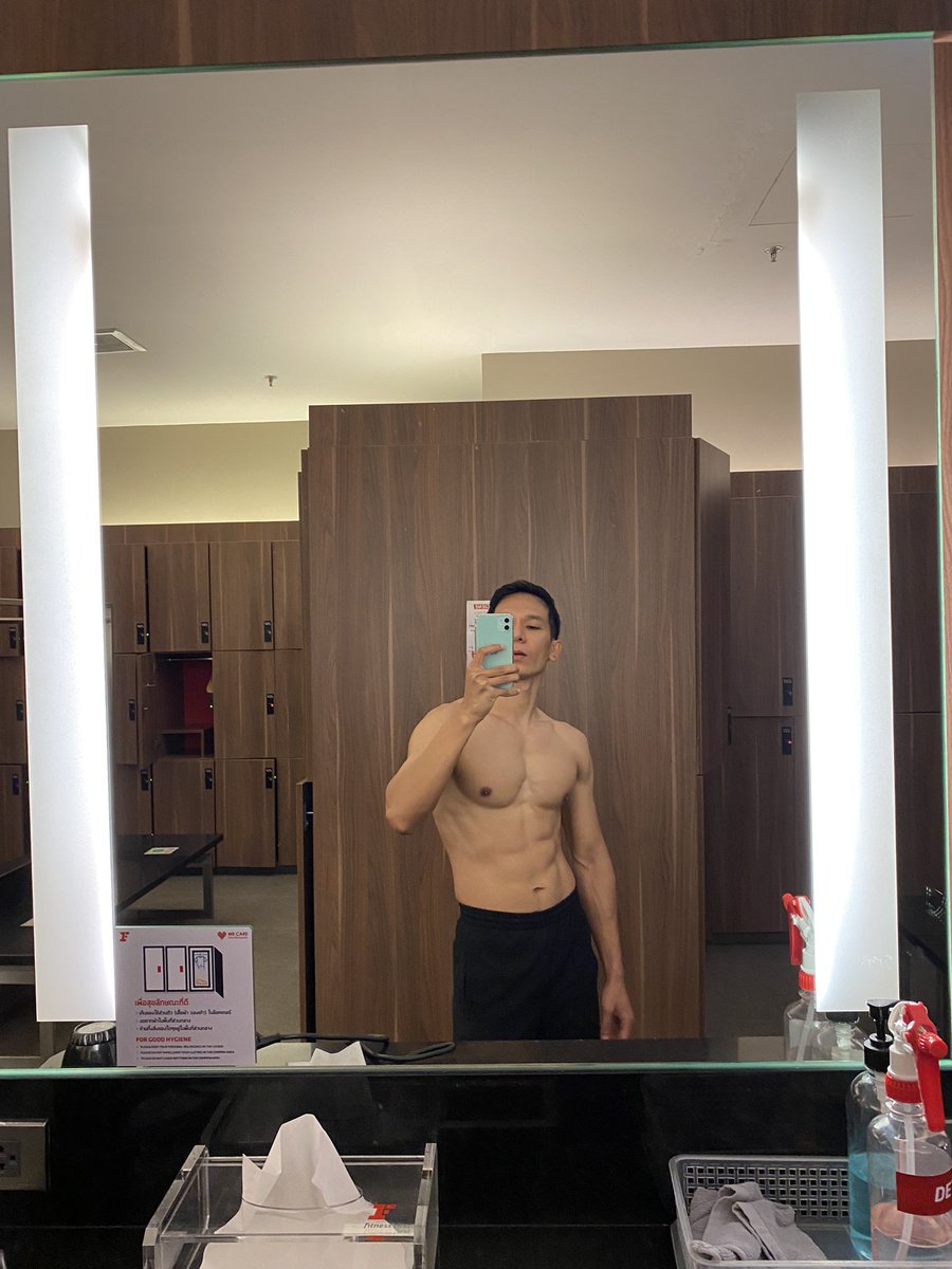 winxc_'s tweet photo. เริ่มมีห่ว���ยาง แสดงว่ามีคนห่วงใย 😜 #ถ้าไม่คุมอาหารห่วงยางก็จะมา https://t.co/uBsbIyMJRW