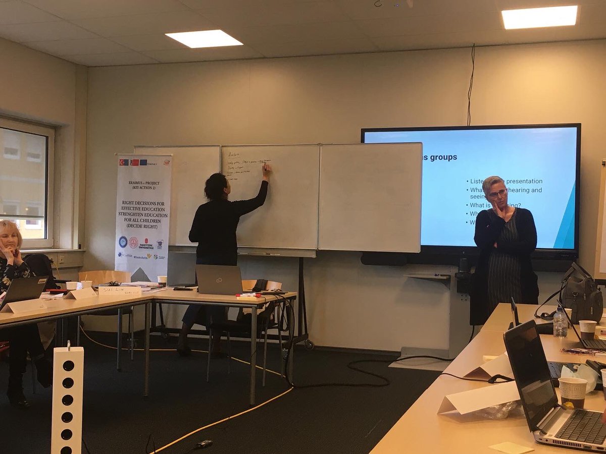 Bir sürü bir sürü not ve çok sayıda sonuç ve ipucu; yazılımda ne olmalı? Lots of lots of notes and decision; what should be on the software? <a href="/ulusalajans/">Türkiye Ulusal Ajansı 🇹🇷 Turkish NA</a> <a href="/Gazi_Universite/">Gazi Üniversitesi</a> <a href="/zicevofficial/">ZİÇEV</a> #decisionmaking #pbsis