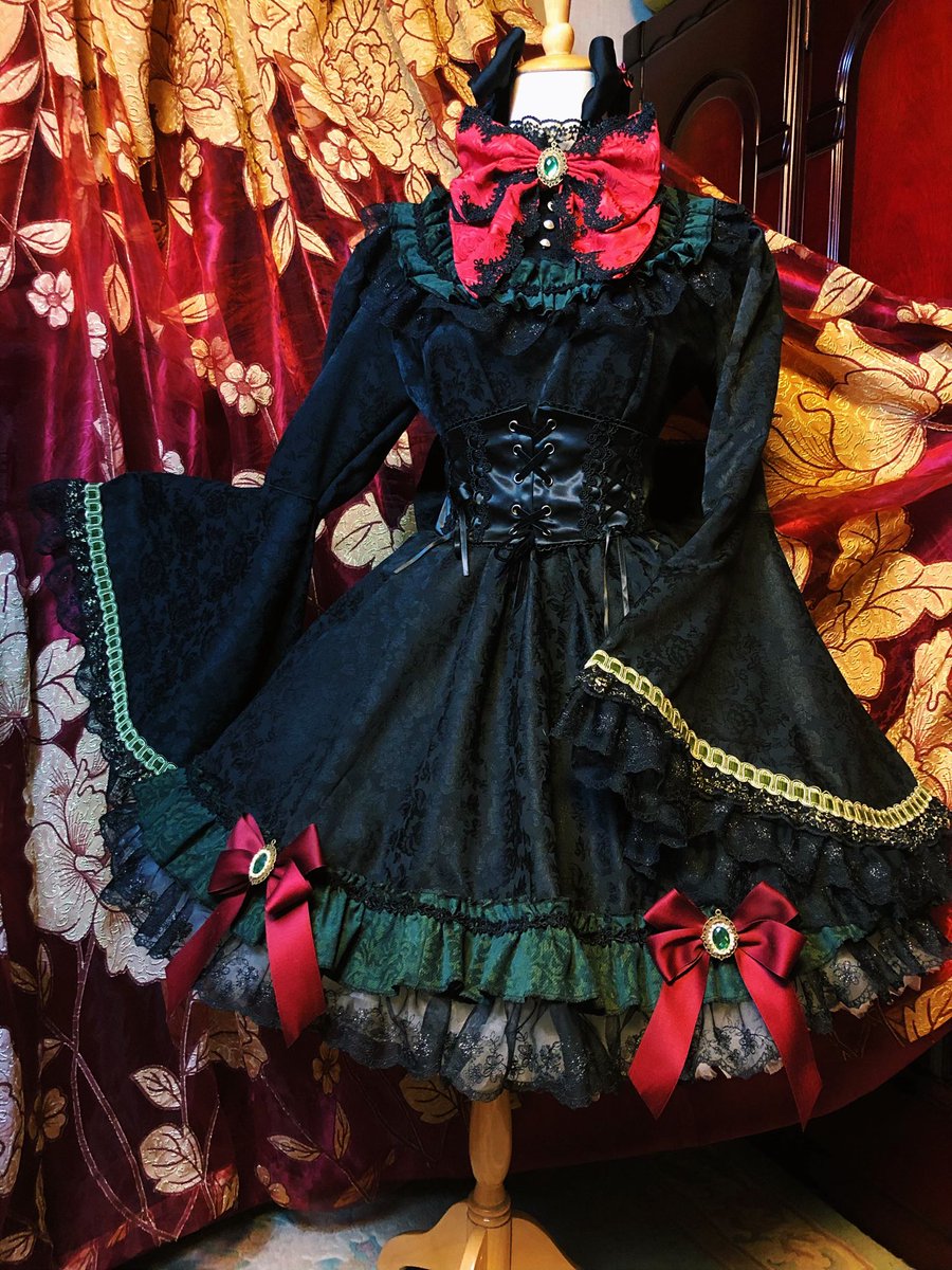 【最終値下げ】東方project 火焔猫燐 アレンジ衣装 東方Project 火焔猫燐 ゴシックアレンジ 衣装 完成致しました。 黒薔薇