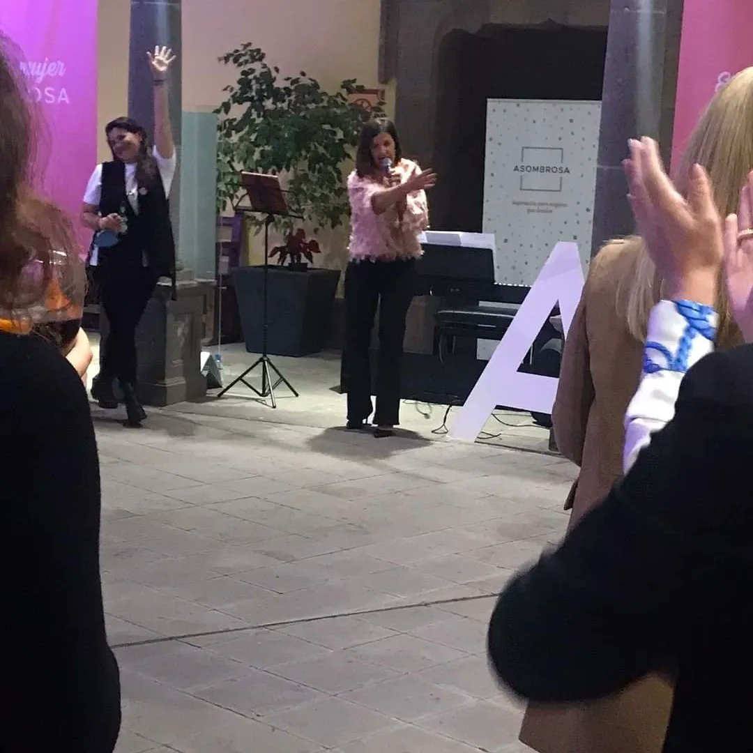 📌💼Nuestra compañera Celia asistió al evento Asombrosa Mentalidad Financiera, donde participó como ponente Vanessa Marrero, economista, mentora y coach financiera. 🌍Un networking que contó con profesionales de toda canarias de diferente indoles del mundo empresarial.