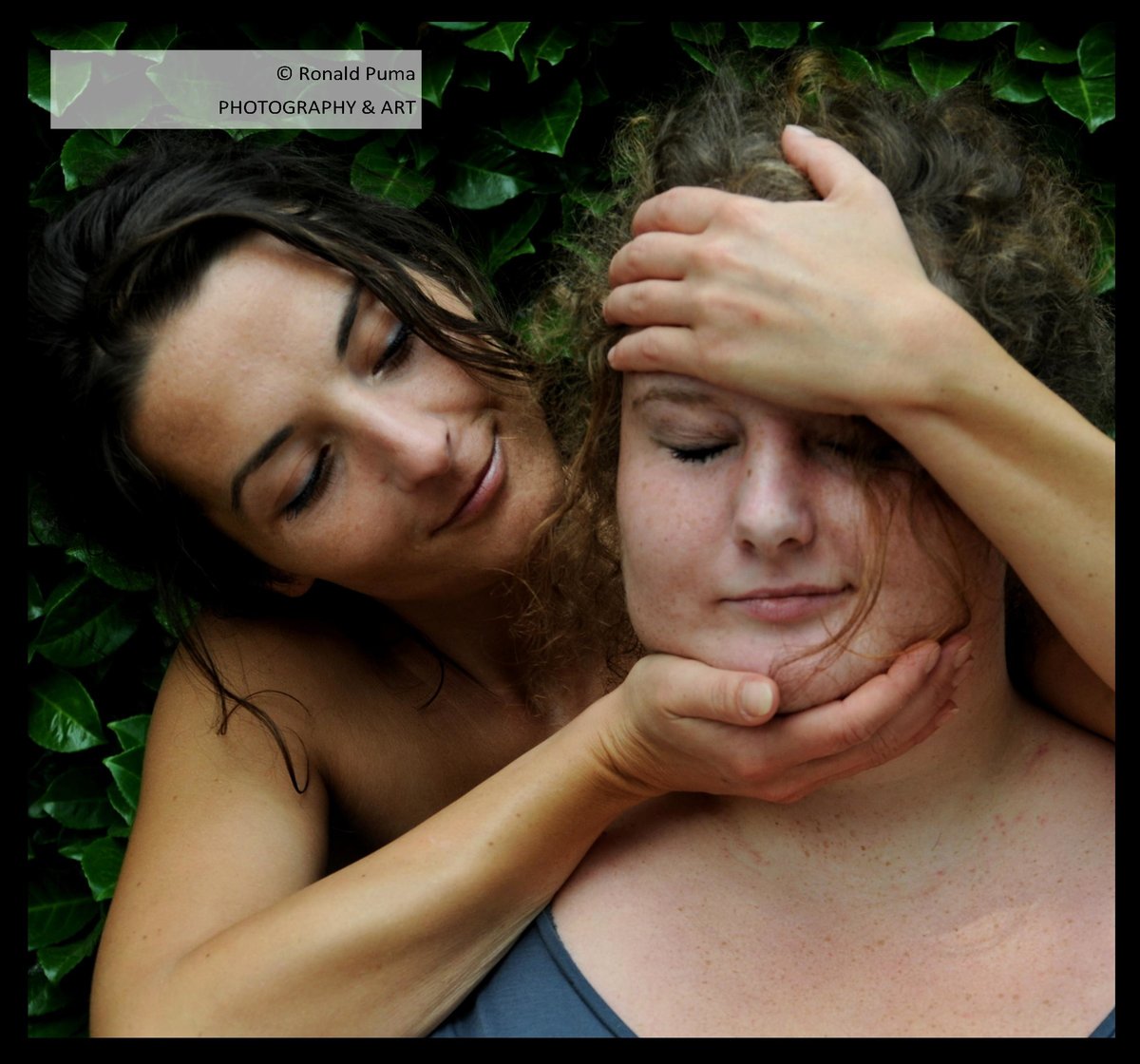 RonaldPumaPhoto's tweet photo. #Archief/#Archive (2010). #photoshooting. (#sisters/#zusters). #fotoreportage #photoreportage #modeling #mode #fashion #photographylovers #photography #fotografie. https://t.co/HPhkjVnOdC
