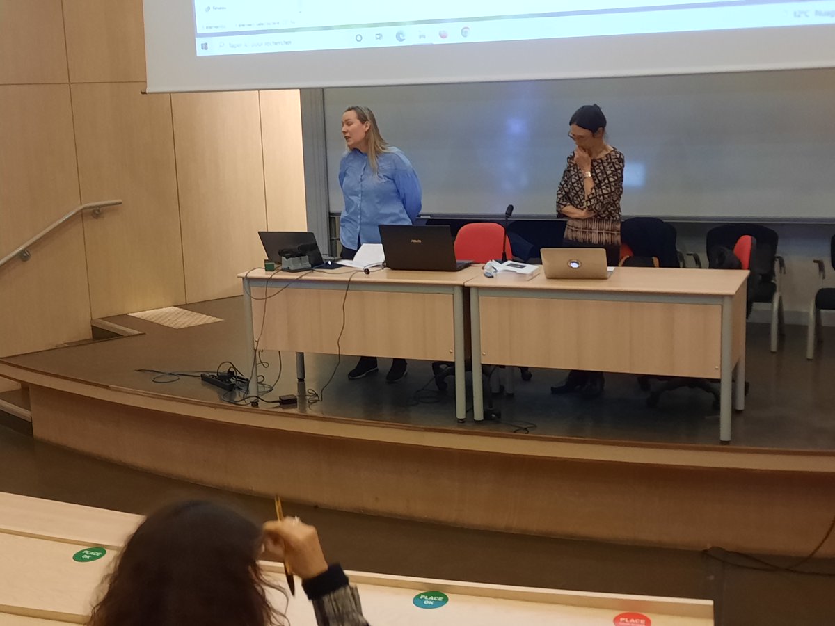 UCP_laboEMA's tweet photo. Ce 6 avril 2022, sur le site de #Gennevilliers de @UniversiteCergy / @InspeVersailles, journée d'études "Les outils réflexifs de formation à l’épreu..." ouverte par Marie-Laure Elalouf & Lucile Cadet https://t.co/9P690WQlhp #FormationDeFormateurs #ScenariiDeFormation https://t.co/E041yMissO