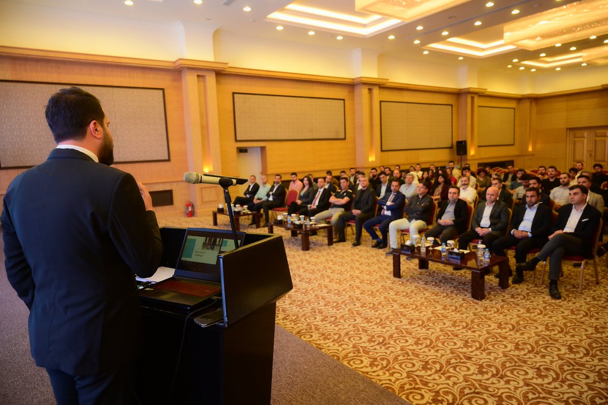 lihony's tweet photo. Presented Rudaw's annual plan and 2022 trends to senior journalists of the network. As always our top priority remains quality journalism and creativity.

 #RetweetDay https://t.co/qASEWlQRUq