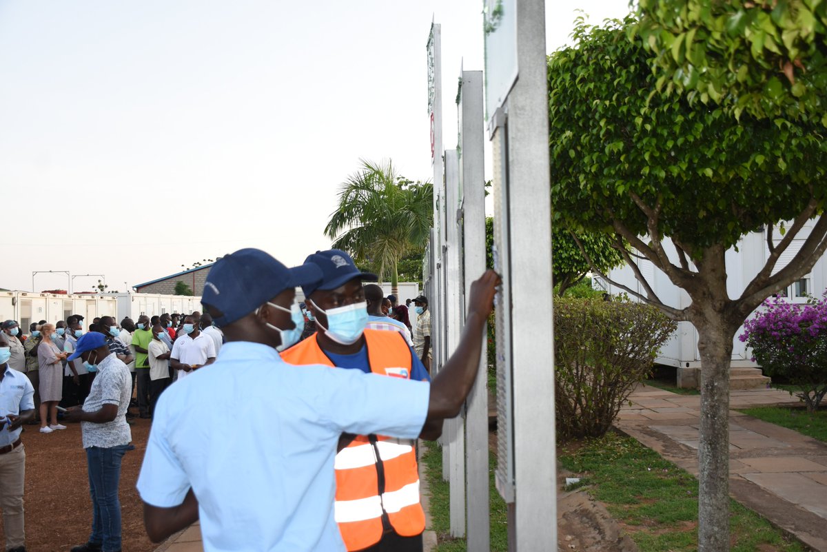 TotalEnergiesUG's tweet photo. To ensure @TotalEnergies' 1st core value of 'SAFETY,' #Health #Safety &amp; #Environment drills are regularly organized to increase awareness on responding to emergencies quickly, calmly &amp; safely. Our #Tilenga project field team were taken through an #HSE drill. #TilengaSiteUpdates https://t.co/CRhCaiscmJ