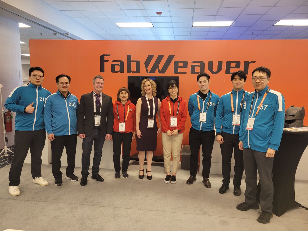 fabweaver_3d's tweet photo. AMUG 2022 - Day 3.
Mostly fabWeaver AMUG team pics~😉
.
Check out the teams, machines, and fabWeaver logo embeded 'Slice it' VR game!
.
@AdditiveMFGUG #ForUsersByUsers #additiveManufacturing #Chicago #3DPrinter #3DPrinting #industrial3dprinter #fabWeaver #prototyping #vr https://t.co/5mhG7aJuuW