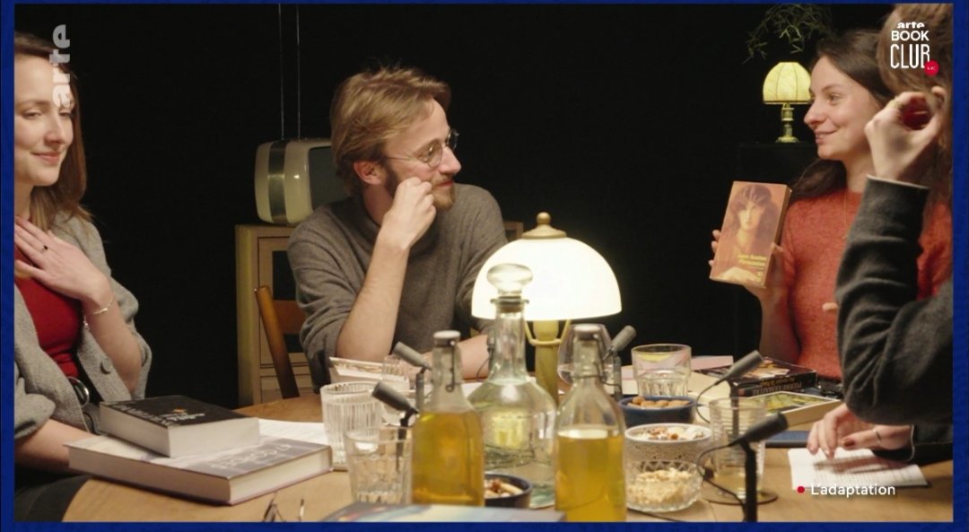 adaptemoi_pod's tweet photo. L'émission #ARTEBookClub sur les adaptations est disponible en replay !
Merci encore à @Jeannotselivre
et @redeketpierrot pour l'invitation ❤️📚

👉 https://t.co/y0feWaJYM1 https://t.co/pSR4edejZF