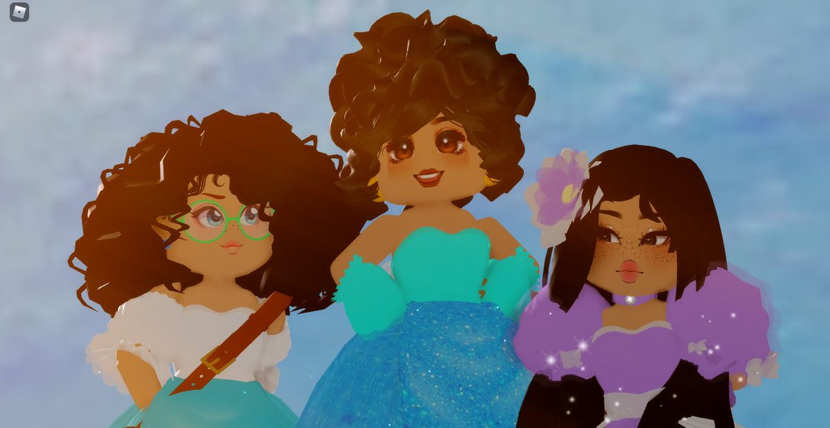 CallmehStargirl's tweet photo. Mirabel, Julieta, Isabella Madrigal :D 
#royalehightrading #royalehigh #royalehightradings #royalehigh #RoyaleHighTea #RobloxDev #Roblox #royalehighupdate #royalehigheaster #Encanto #disney #Disney #EncantoDisney https://t.co/eBW4e4oX6v